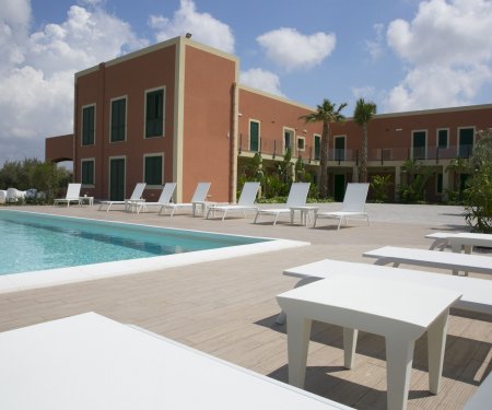 Corte Olea, Oil Resort con vista sulle Saline