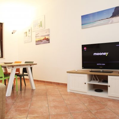 Acquamarina 32, villetta con giardino